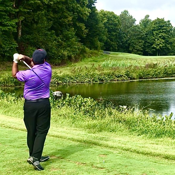 Meet your Posher, Francisco - Picture 2 of 2